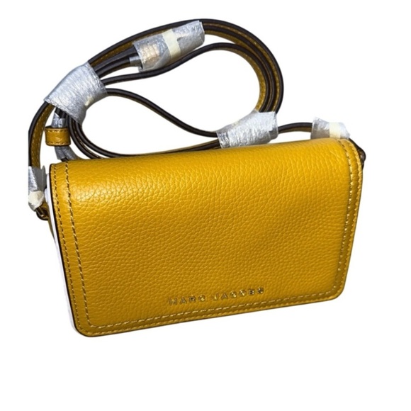 Marc Jacobs Handbags - Marc Jacobs Yellow Leather Crossbody Bag NWT